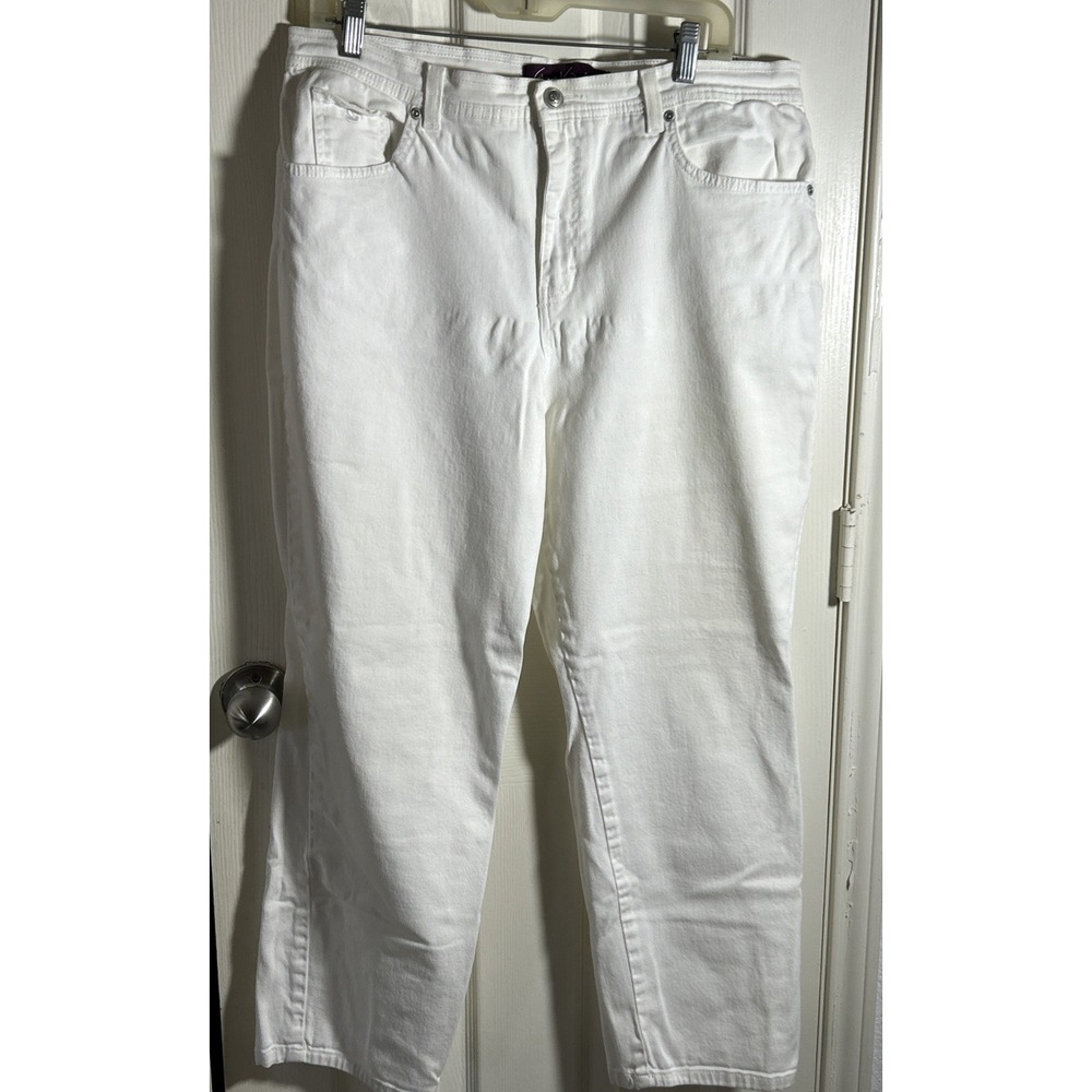 GLORIA VANDERBILT Womens‎ 16 Short White Straight Leg Jeans